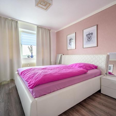 Anyroomdirect Private Apartments Near Hannover Exhibition Room Agency Екстер'єр фото