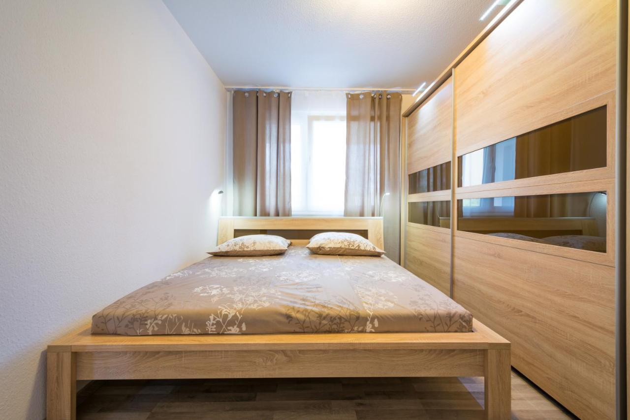 Anyroomdirect Private Apartments Near Hannover Exhibition Room Agency Екстер'єр фото
