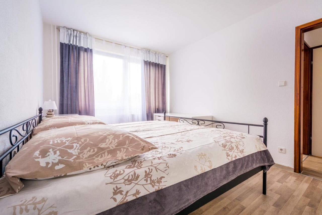 Anyroomdirect Private Apartments Near Hannover Exhibition Room Agency Екстер'єр фото