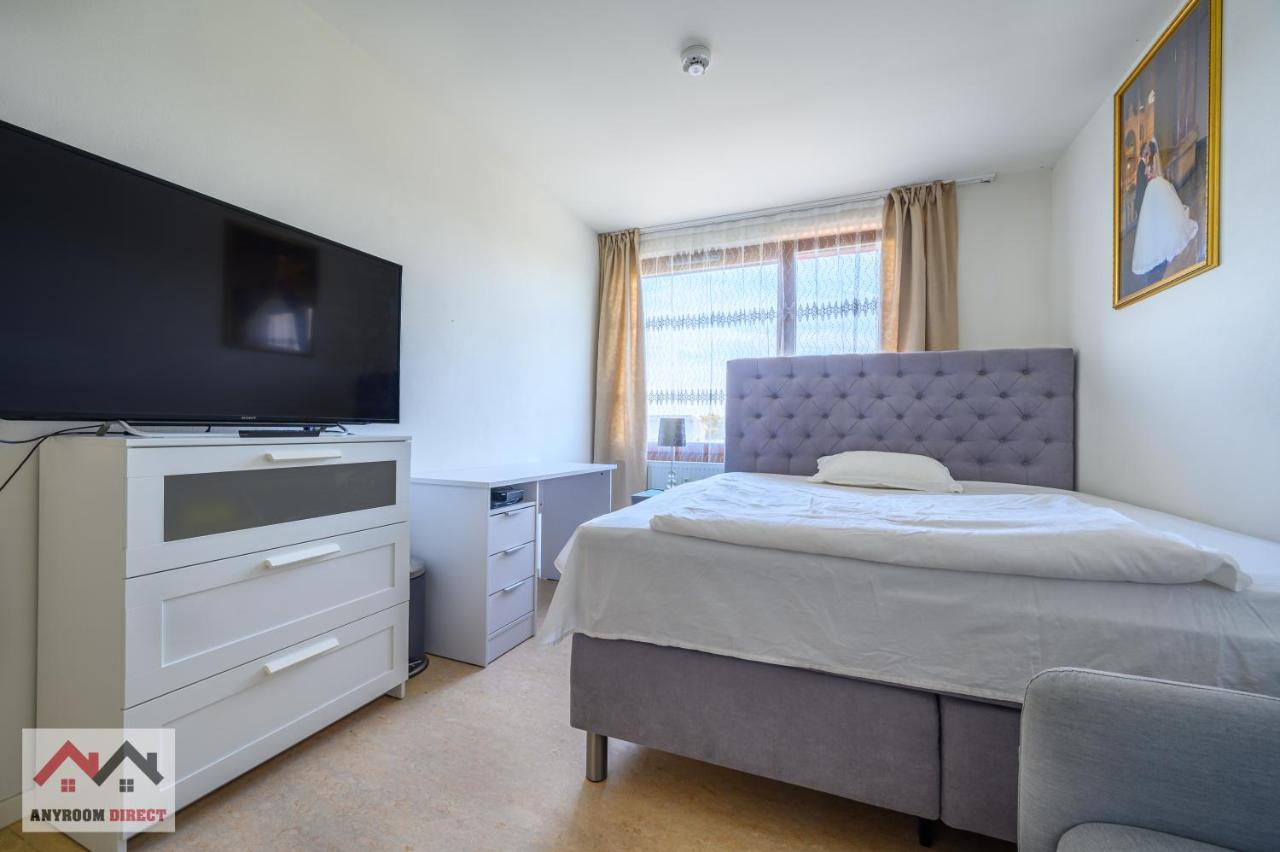 Anyroomdirect Private Apartments Near Hannover Exhibition Room Agency Екстер'єр фото